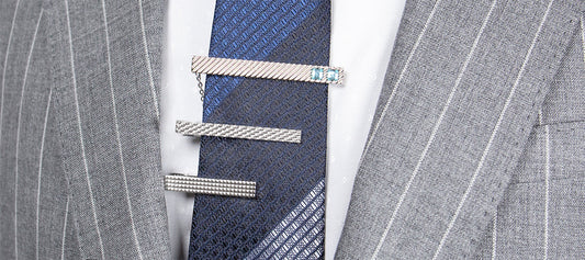 VOKJJ Styling｜How to Wear a Tie Clip Correctly – 1-Minute Tie Bar Placement Guide